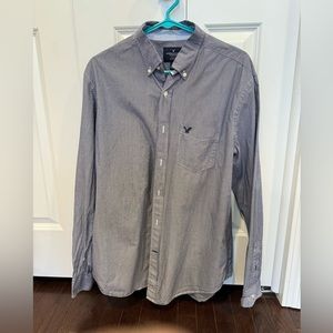American Eagle Button down